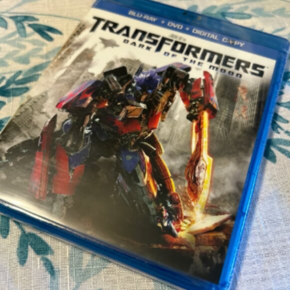 Transformers Dark of the Moon Blu-ray & DVD  - Sealed - Picture 3 of 3